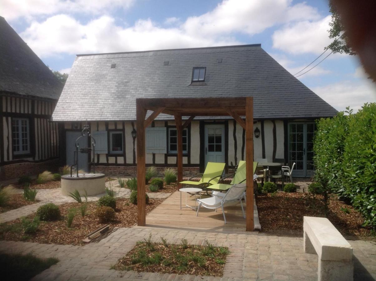 Le Clos-Masure de Béatrice Montreuil-en-Caux Esterno foto